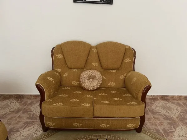 Peshkopi, shes Set divanesh 3+2+1+1 500 €