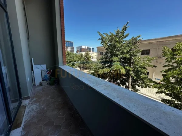 Tirane, shitet apartament 2+1 Kati 1, 104 m² 160.000 € 