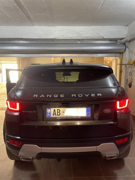 Elbasan, shes makine RANGE ROVER EVOQUE Nafte, e zeze automatik Kondicioner 150.000 km 26.500 €