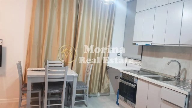 Tirane, jepet me qera apartament 1+1 Kati 4, 65 m² 650 € (Komuna e Parisit)