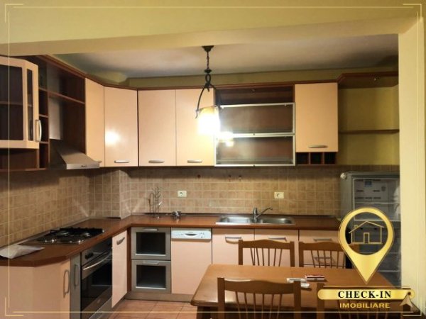 Tirane, jepet me qera apartament 1+1+Aneks+Ballkon Kati 6, 70 m² 550 € (Rruga Ndre Mjeda)