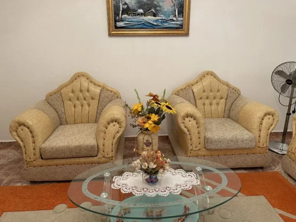 Peshkopi, shes Set divanesh 3+3+1+1 500 €