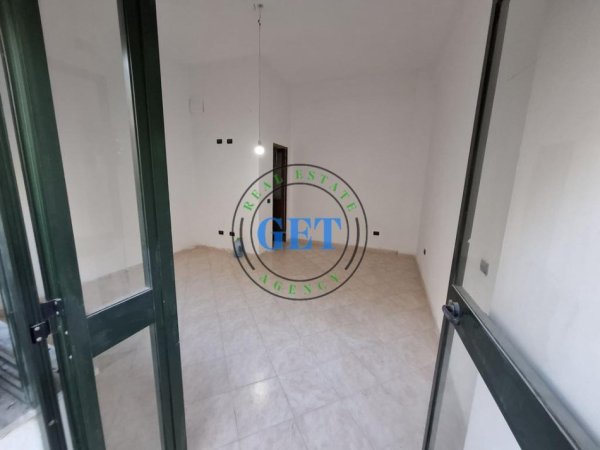 Durres, shitet ambjent biznesi Kati 0, 25 m² 30.000 € (Stadiumi, Durres)