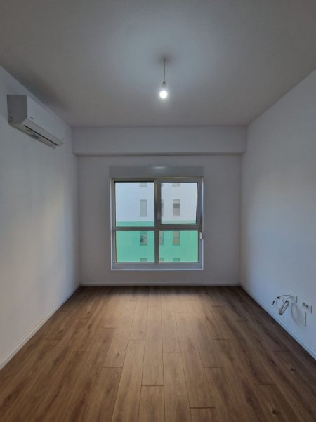Tirane, jepet me qera apartament 2+1 Kati 4, 72 m² 370 € (Kompleksi Kaimi, ALI DEMI) PA KOMISION