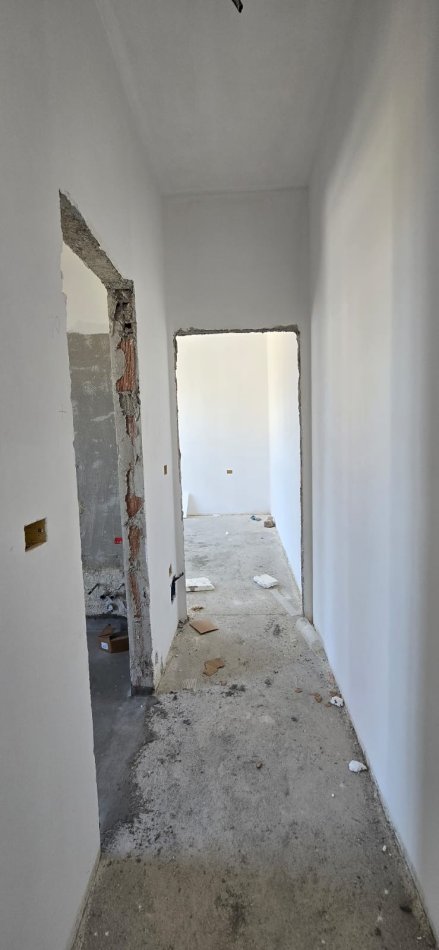 Tirane, shitet apartament 1+1+Ballkon Kati 2, 71 m² 190.620 €