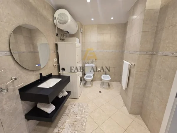 Tirane, shitet apartament 2+1 Kati 3, 110 m² 348.000 € (Rruga e Kosovareve)