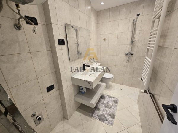 Tirane, shitet apartament 2+1 Kati 3, 110 m² 348.000 € (Rruga e Kosovareve)