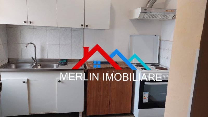 Tirane, jepet me qera apartament 2+1+Ballkon Kati 4, 80 m² 400 € (RESTORANT DURRESI)