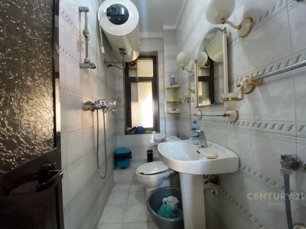 Tirane, jepet me qera apartament 1+1 Kati 3, 58 m² 500 € (RRUGA E DIBRES)