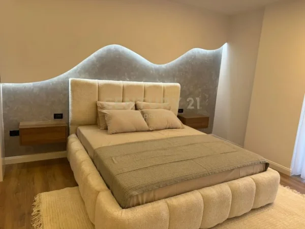 Tirane, shitet apartament 2+1 Kati 3, 110 m² 348.000 € (Rruga e Kosovareve)