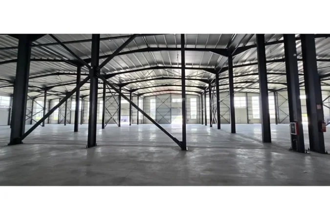 jepet me qera magazine Kati 0, 6.800 m²