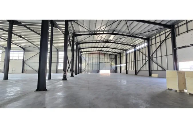 jepet me qera magazine Kati 0, 6.800 m²