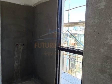 Tirane, shitet apartament 1+1 Kati 1, 70 m² 190.620 € (Kompleksi Square 21)