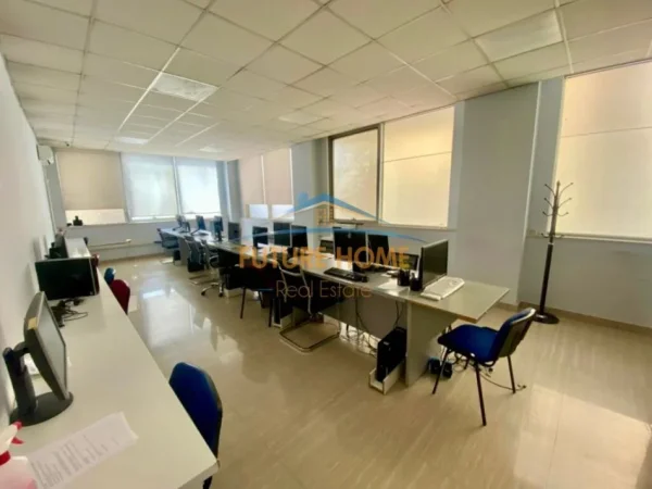 Tirane, shitet ambjent biznesi , 640 m² (Ambjenti pozicionohet tek Selvia)