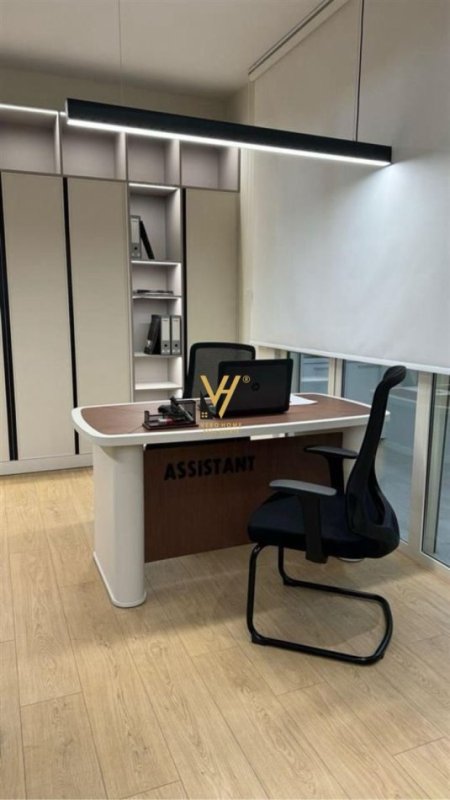 Tirane, jepet me qera zyre Kati 2, 70 m² 500 € (BULEVARDI “GJERGJ FISHTA”,)