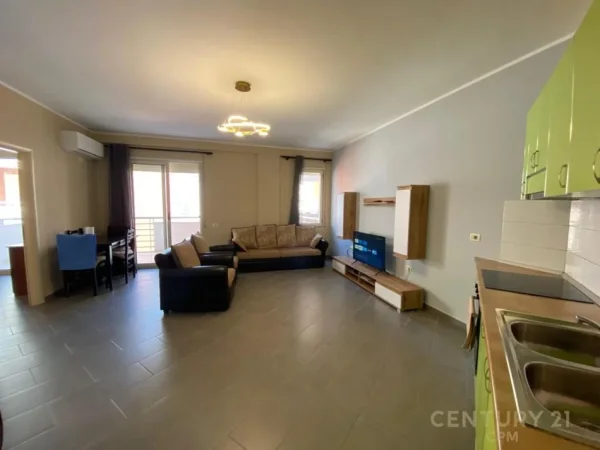 Tirane, shitet apartament 1+1+Ballkon Kati 2, 74 m² 148.000 € (Liqeni i thate)
