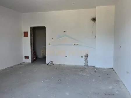 Tirane, shitet apartament 1+1 Kati 2, 70 m² 190.620 € (Kompleksi Square 21)