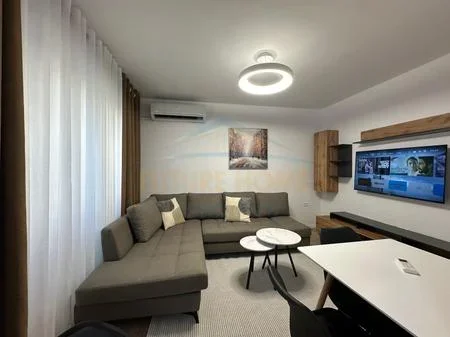 Tirane, shitet apartament 1+1 Kati 1, 57 m² 120.000 € (Rruga e Dibres, Medrese)