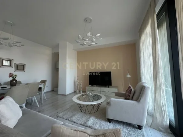 Tirane, jepet me qera apartament 2+1 Kati 4, 112 m² 1.400 € (Rr.e Elbasanit)