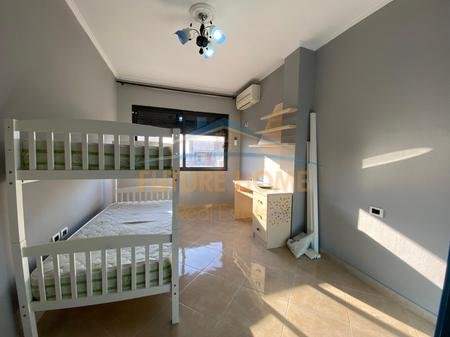 Tirane, shitet apartament 2+1 Kati 8, 95 m² 125.000 € (Vila L)
