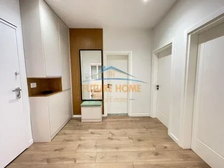 Tirane, jepet me qera apartament 1+1 Kati 3, 69 m² 700 € (Myslym Shyri)