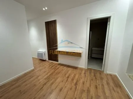Tirane, jepet me qera apartament 3+1+Ballkon Kati 7, 134 m² 2.300 € (Stadiumi Air Albania)