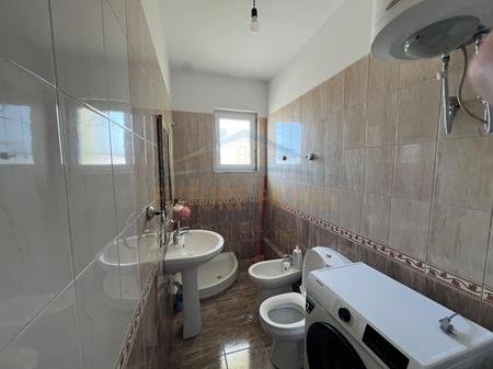 Tirane, jepet me qera apartament 1+1 Kati 5, 71 m² 450 € (Rruga Dritan Hoxha)