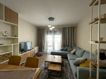Tirane, jepet me qera apartament 2+1 Kati 3, 78 m² 750 € (Rruga Frosina Plaku)