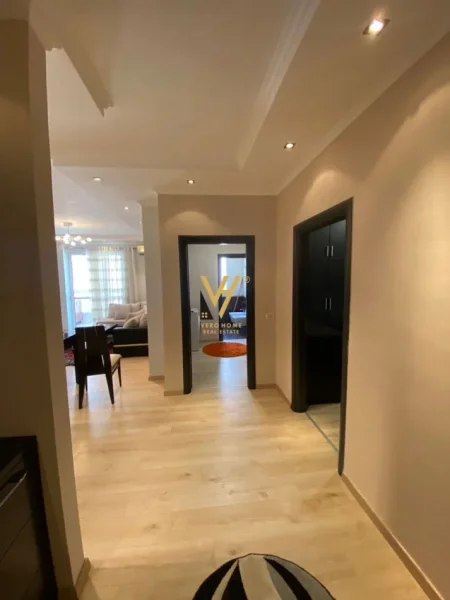 Tirane, shitet apartament 2+1+Ballkon Kati 4, 96 m² 175.000 € (KODRA E DIELLIT)