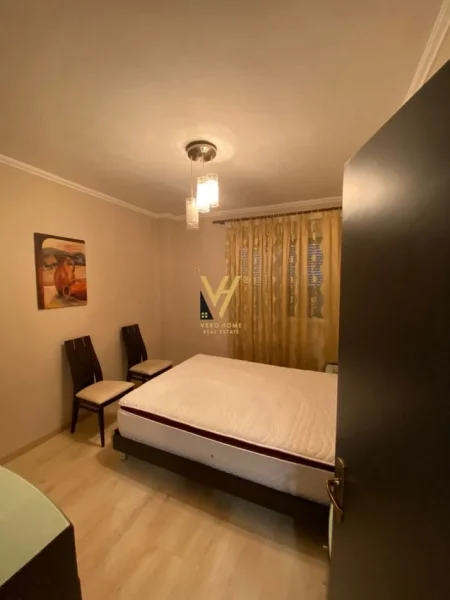 Tirane, shitet apartament 2+1+Ballkon Kati 4, 96 m² 175.000 € (KODRA E DIELLIT)