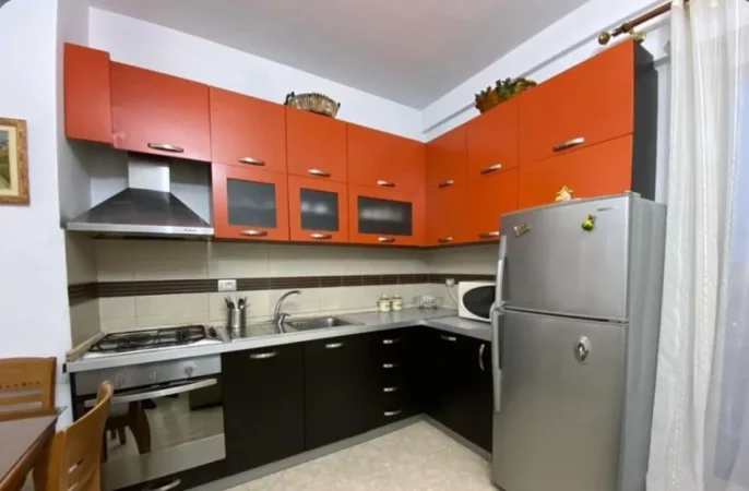 Tirane, jepet me qera apartament 1+1 Kati 8, 75 m² 550 € (don bosko)