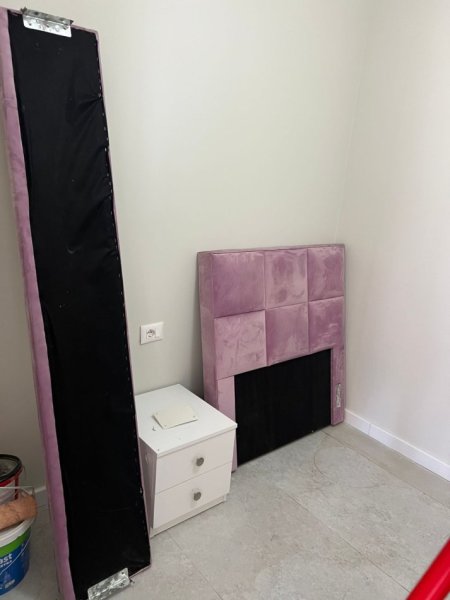 Tirane, jepet me qera apartament 2+1+Ballkon Kati 3, 70 m² 500 € (Rruga Siri Kodra)