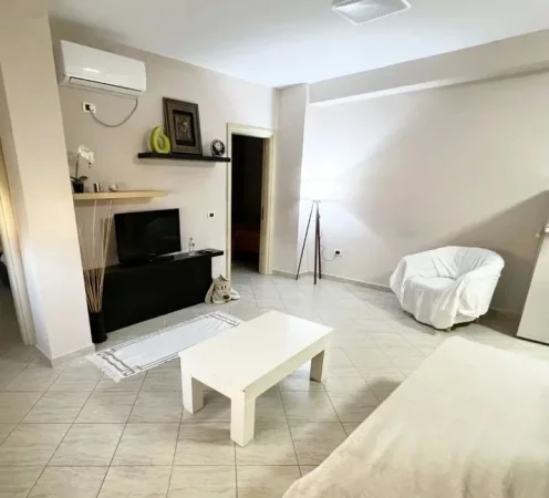 Tirane, ✅️JEPET SUPER APARTAMENT 2+1 ME QERA TEK SHESHI WILLSON/BLLOK Kati 3, 660 € (️JEPET SUPER APARTAMENT 2+1 ME QERA TEK SHESHI WILLSON/BLLOK)