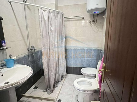 Tirane, shitet apartament 2+1 , 106 m² 205.000 € (Komuna e Parisit)