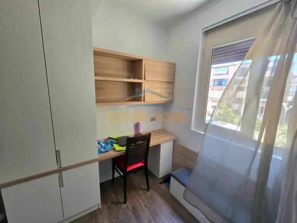 0683487469 Tirane, jepet me qera apartament 2+1 , 95 m² 650 € (Rruga Sulejman Delvina)