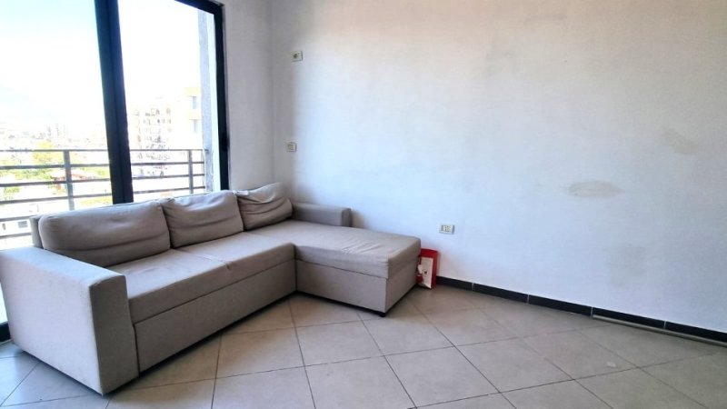 Tirane, Jepet me qera apartament 1+1 ne Astir  Kati 7, 66 m² 350 € (Jepet me Qera Super Apartament 1+1 me dy ballkone ne Astir, ne afersi te Grand Bohem)