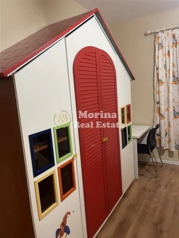 Tirane, jepet me qera apartament 2+1 Kati 3, 100 m² 600 € (Ish Restorant Durresi)