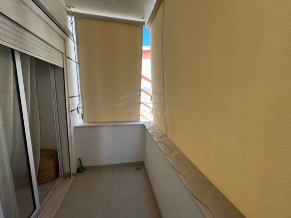 Qerret, shitet apartament 1+1 Kati 3, 63 m² 150.000 € (Qerret)