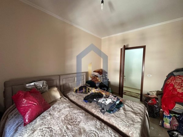 Tirane, shes 2+1+Ballkon Kati 5, 92 m² 