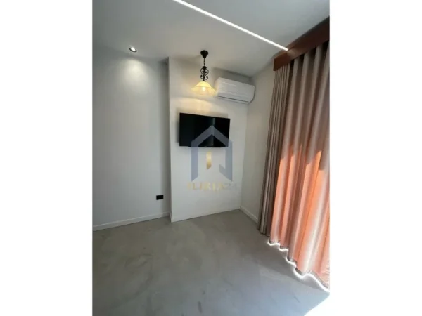 Tirane, shes apartament 1+1 Kati 5, 73 m² 220.000 €