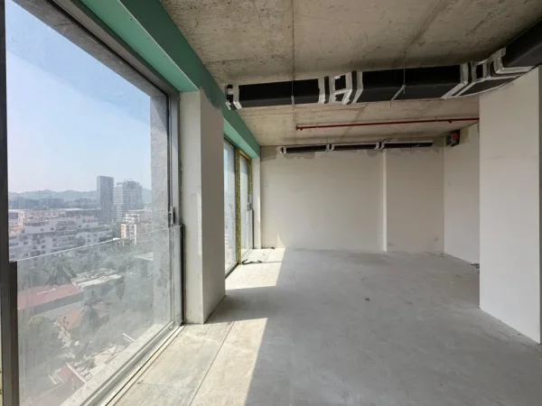 Jepet me qira, Njesi Biznesi, Tek Downtown One 2.000 €