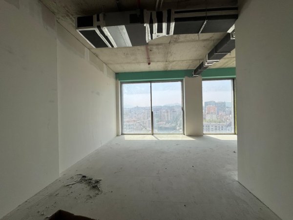 Shitet, Njesi Biznesi, Tek Downtown One, 367.164 €