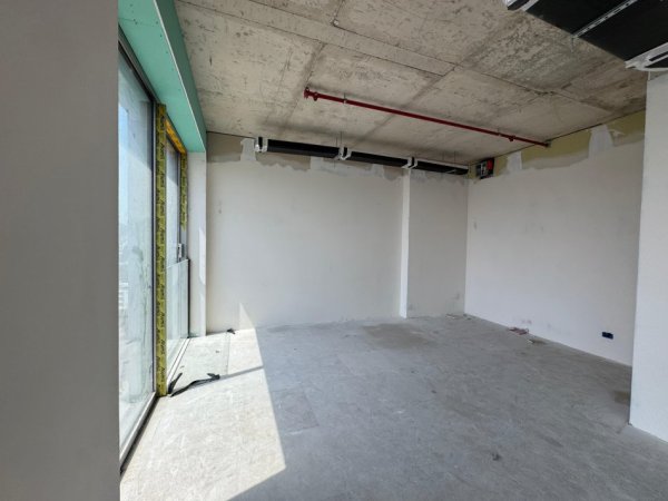 Shitet, Njesi Biznesi, Tek Downtown One, 367.164 €