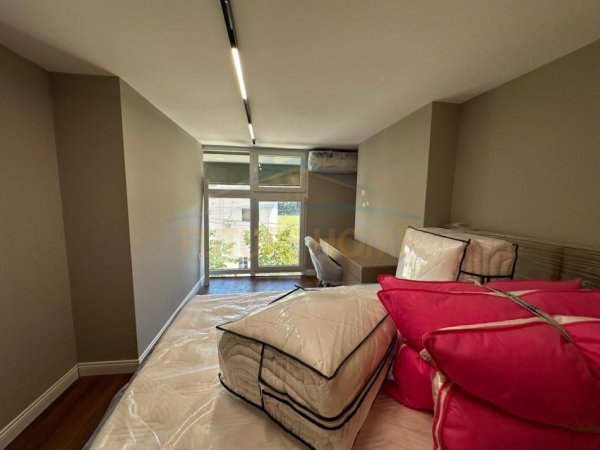 Tirane, shitet apartament 2+1 Kati 1, 104 m² 160.000 € (GOLDEN PARK)
