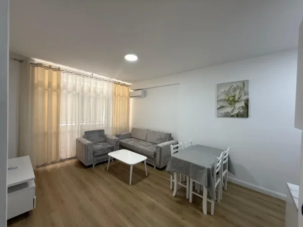 Tirane, jepet me qera apartament 1+1 Kati 7, 65 m² 452 € (Astir)