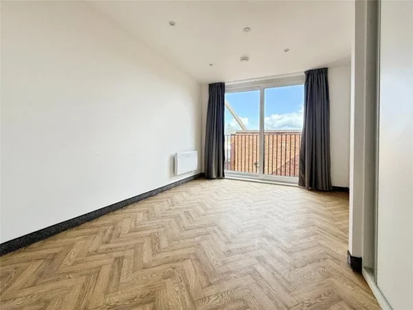 Tirane, shes garsonier Kati 7, 41 m² 62.000 € (ali demi)