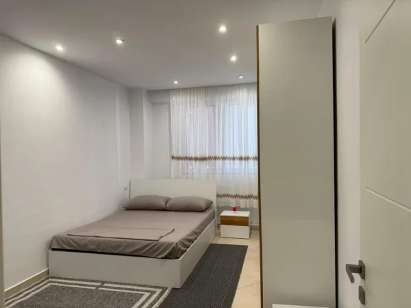 Tirane, jepet me qera apartament 2+1 Kati 6, 120 m² 550 € (Astir)