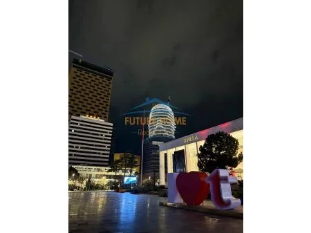 Tirane, shitet apartament 2+1+2+Ballkon Kati 13, 163 m² 680.000 € (Qender)