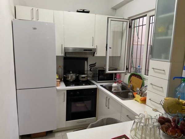 Tirane, shitet shtepi 1 Katshe Kati 1, 100 m² 190.000 € (RRUGA BARDHYL)