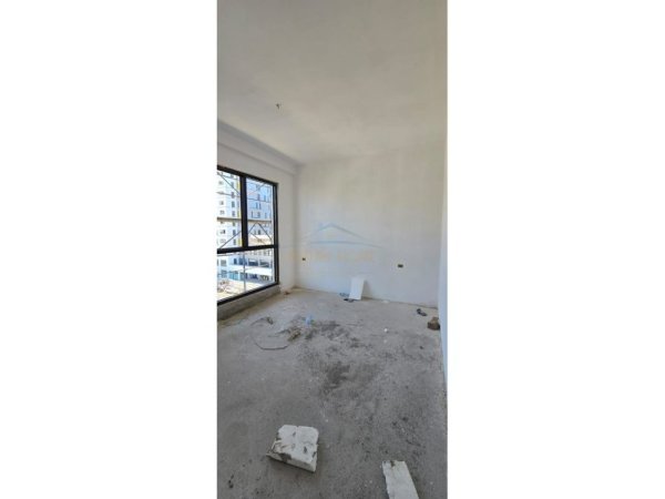Tirane, shitet apartament 2+1+Ballkon Kati 2, 70 m² 190.620 € (Kompleksi Square 21)